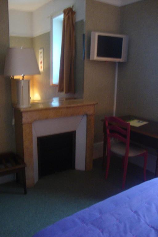 Hotel Le Beau Site Gien Esterno foto